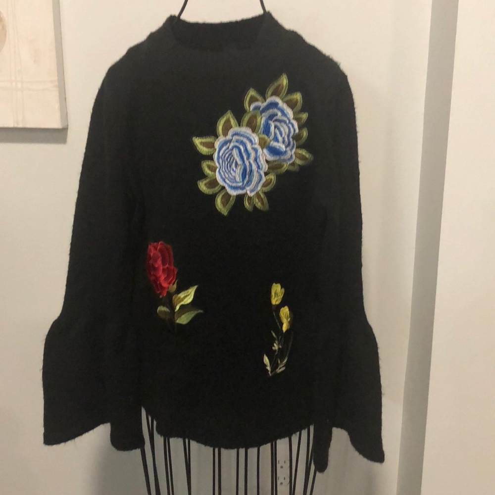 Vintage appliqué sweater